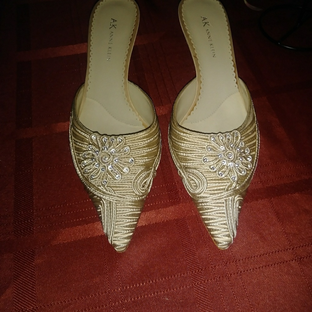 Anne klein heels